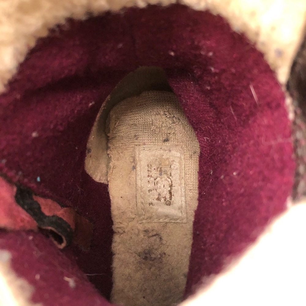 UGG Simmens Waterproof Brown Leather Winter Boots 7.5 - Picture 9 of 12